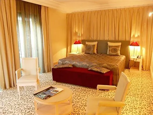Hotel & Spa Le Pavillon Charbonnieres-les-Bains
